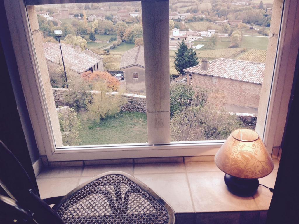 Bed and Breakfast Le Vieux Chateau Leynes Номер фото